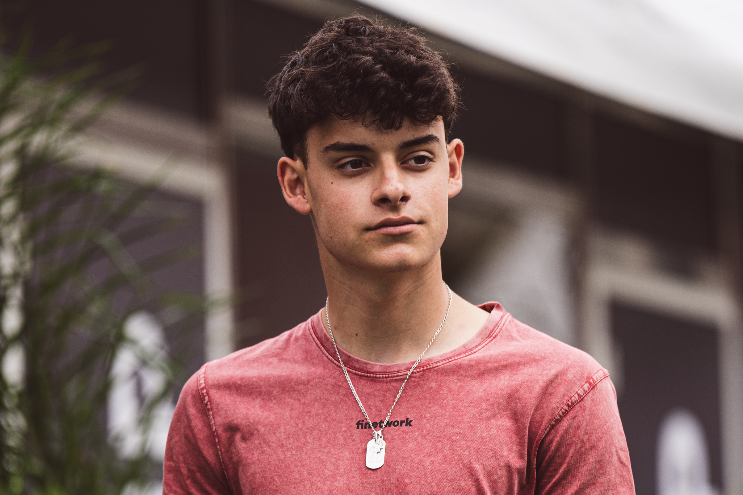 fotor_2023-4-11_12_19_23